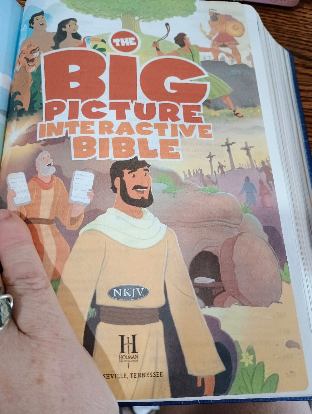 The Big Picture Interactive Bible NKJV for Kids - Blue/Orange - Picture 4 of 7